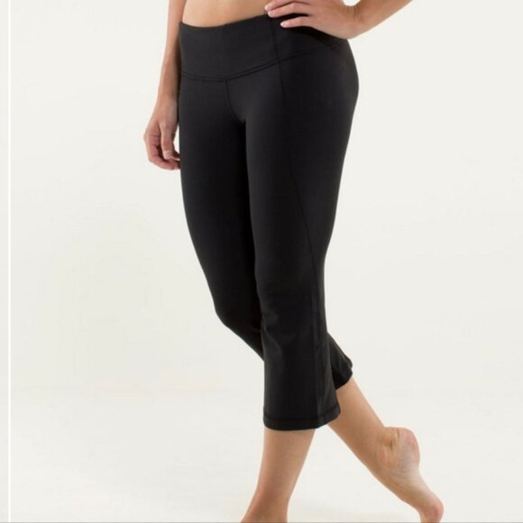 Lululemon Gather Crow Crop Leggings - Picture 2 of 4